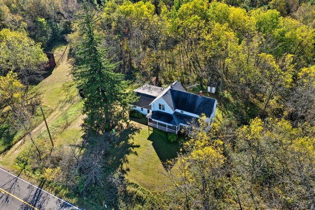 1765 W Fleck Road, Six Lakes, MI 48886