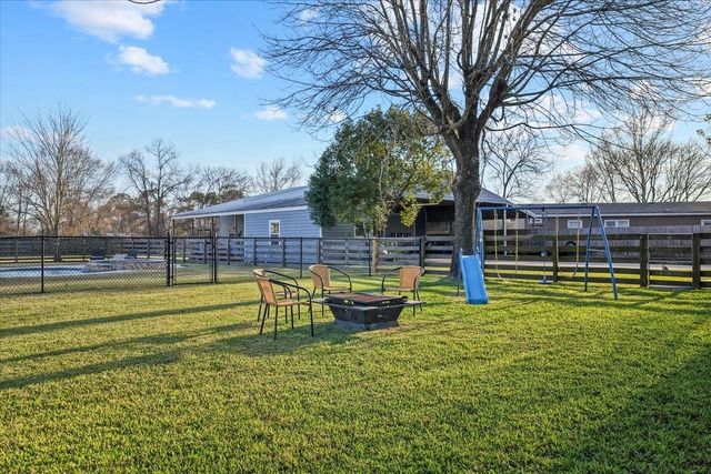 2320 Terrace Drive, Baytown, TX 77521