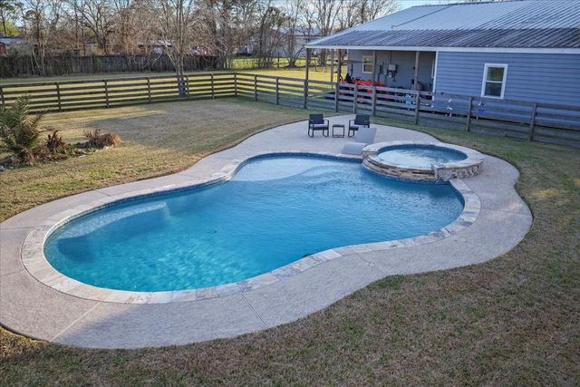 2320 Terrace Drive, Baytown, TX 77521