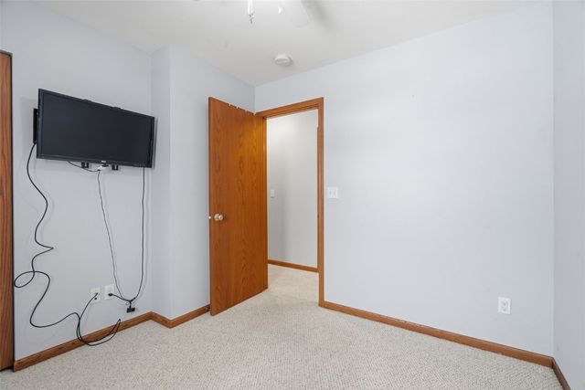 6601 Ohio Street SW, Cedar Rapids, IA 52404