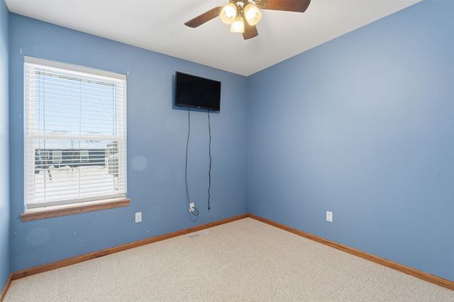 6601 Ohio Street SW, Cedar Rapids, IA 52404