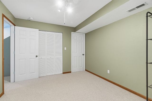 6601 Ohio Street SW, Cedar Rapids, IA 52404