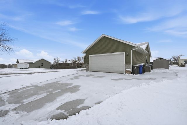 6601 Ohio Street SW, Cedar Rapids, IA 52404