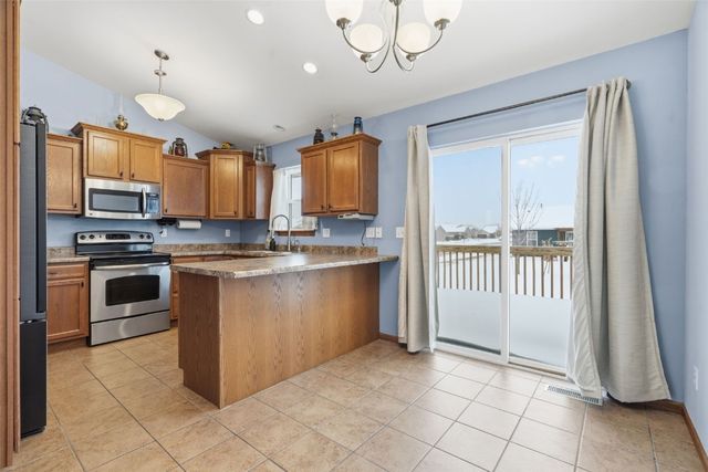 6601 Ohio Street SW, Cedar Rapids, IA 52404