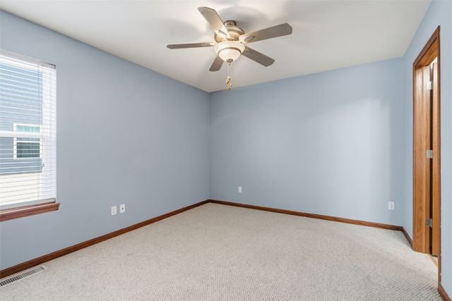 6601 Ohio Street SW, Cedar Rapids, IA 52404