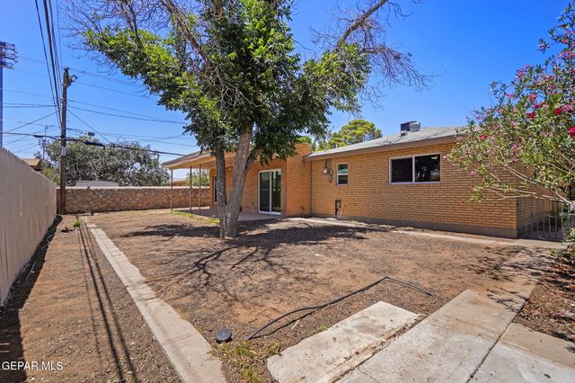 8104 DEMPSEY Avenue, El Paso, TX 79925