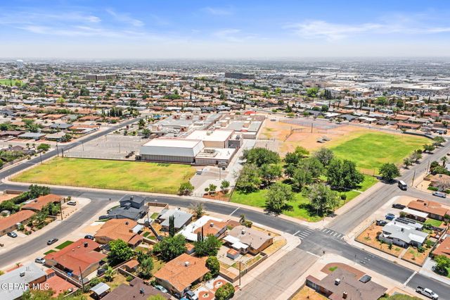 8104 DEMPSEY Avenue, El Paso, TX 79925