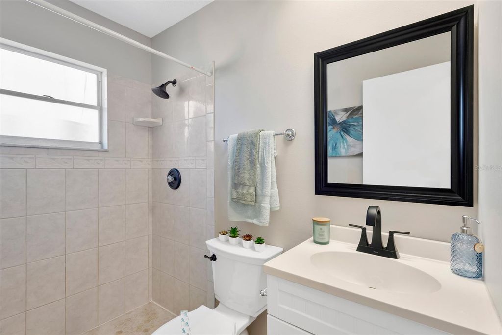 Image 13 of property listing at 12526 LACEY DRIVE, New Port Richey, FL 34654