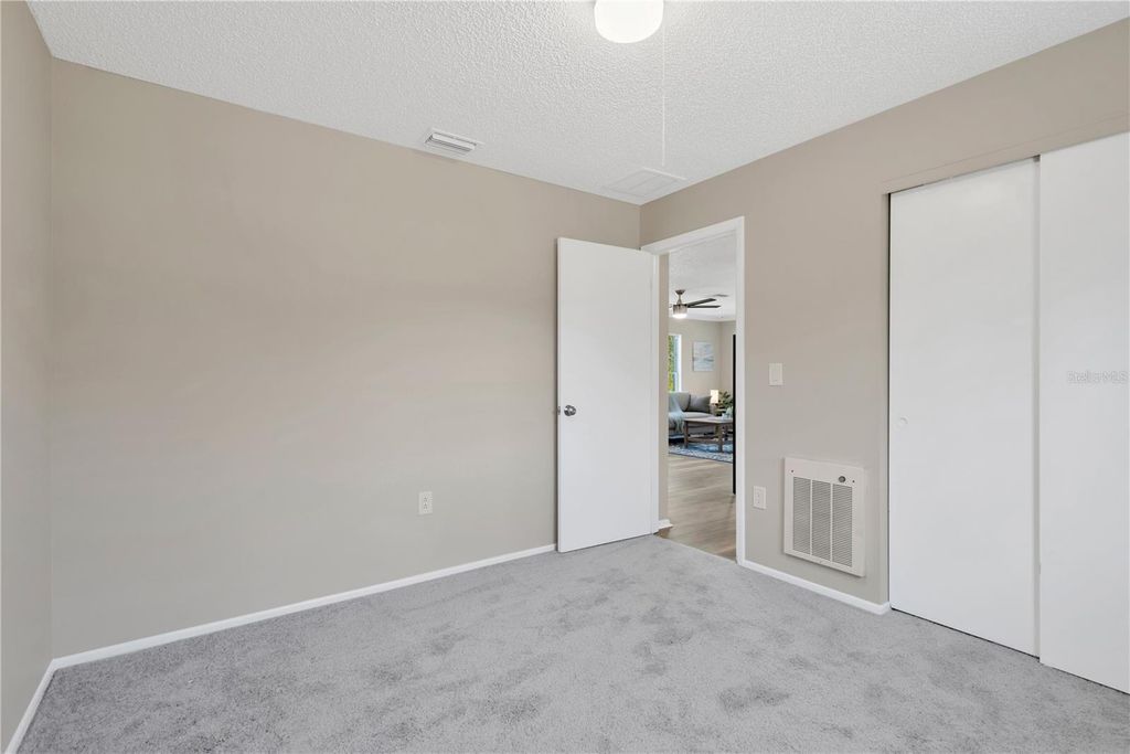 Image 15 of property listing at 12526 LACEY DRIVE, New Port Richey, FL 34654