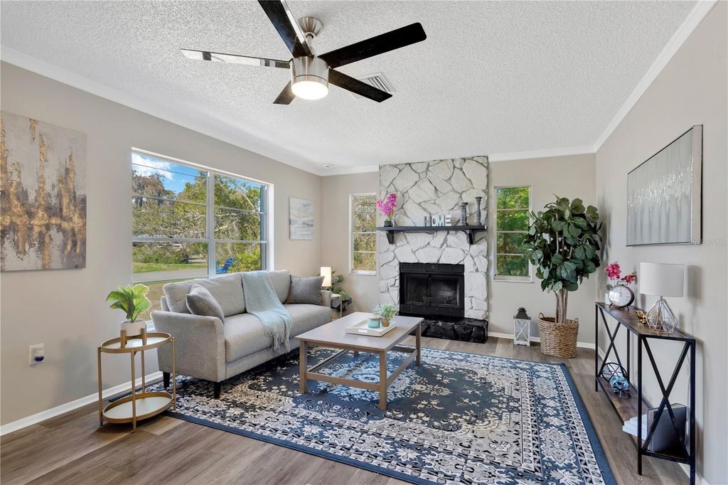 Image 3 of property listing at 12526 LACEY DRIVE, New Port Richey, FL 34654