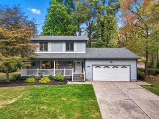 813 Bridlewood Drive, Copley, OH 44321