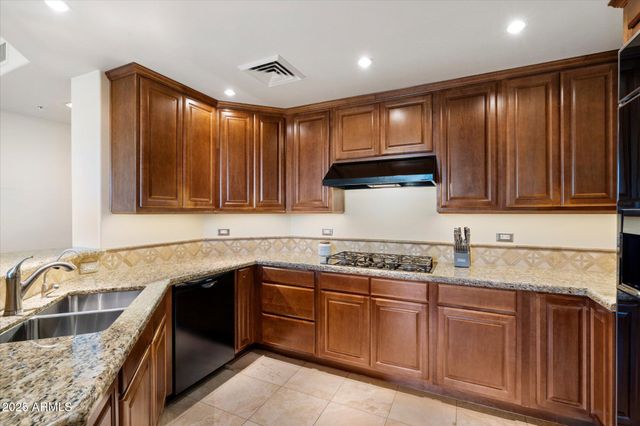 15802 N 71ST Street 203, Scottsdale, AZ 85254