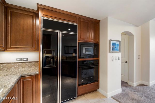 15802 N 71ST Street 203, Scottsdale, AZ 85254