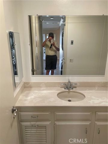 2189 VIA MARIPOSA EAST R, Laguna Woods, CA 92637