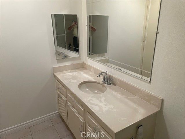 2189 VIA MARIPOSA EAST R, Laguna Woods, CA 92637