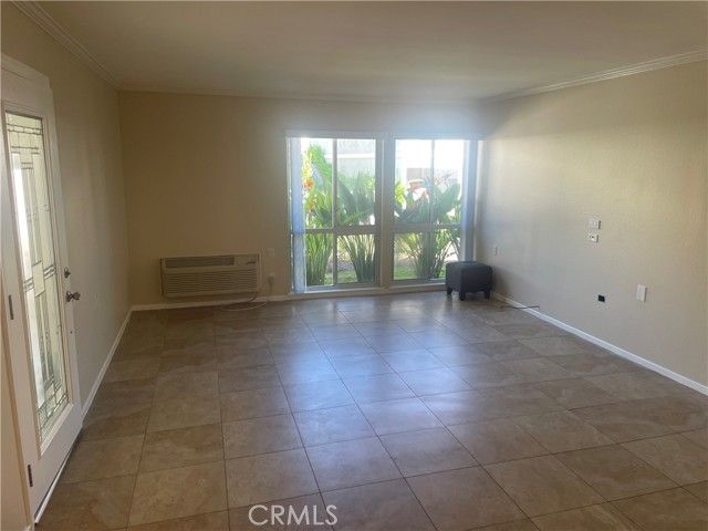 2189 VIA MARIPOSA EAST R, Laguna Woods, CA 92637