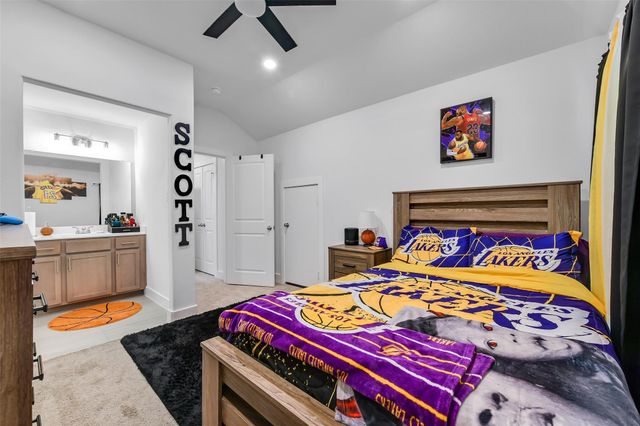 4905 Finns Landing Street, League City, TX 77573