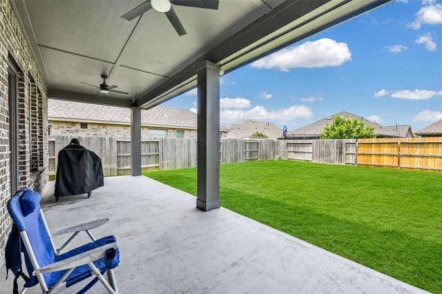 4905 Finns Landing Street, League City, TX 77573