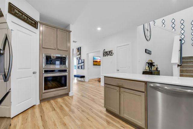 4905 Finns Landing Street, League City, TX 77573