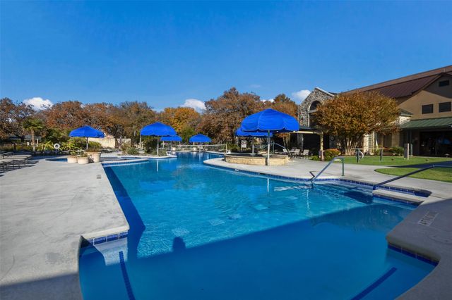 111 Bear Creek LN, Georgetown, TX 78633