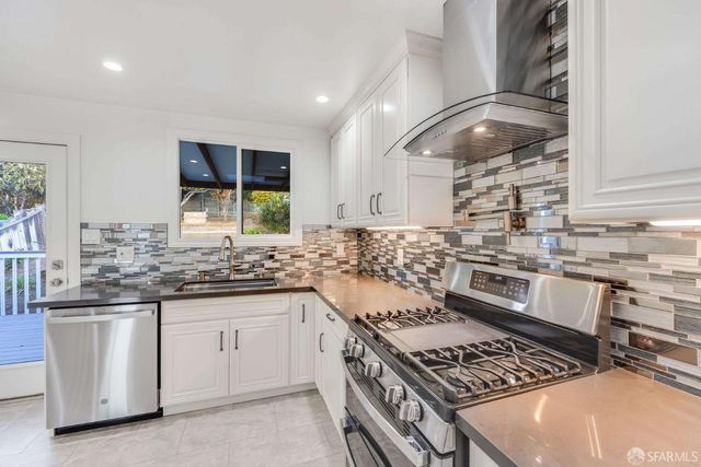 66 Arleta Avenue, San Francisco, CA 94134