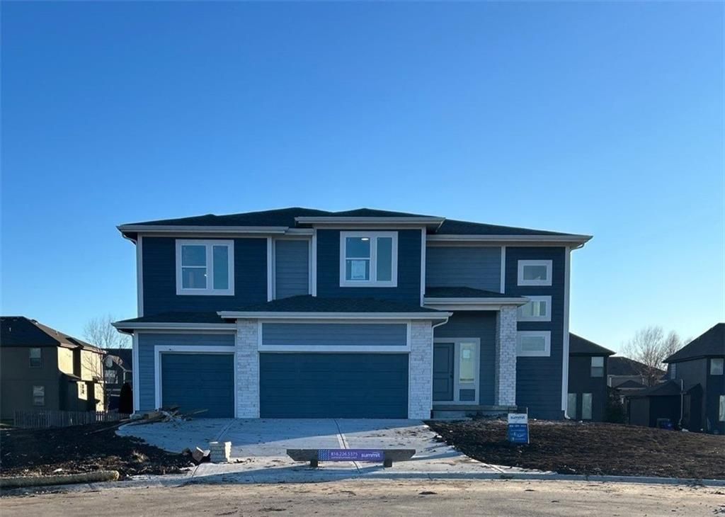 16601 Lawson Street, Olathe, KS 66062