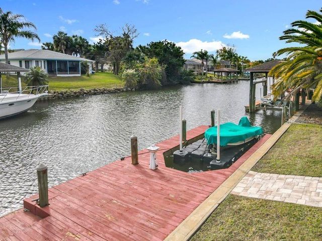 14 CEDARVIEW COURT, Palm Coast, FL 32137