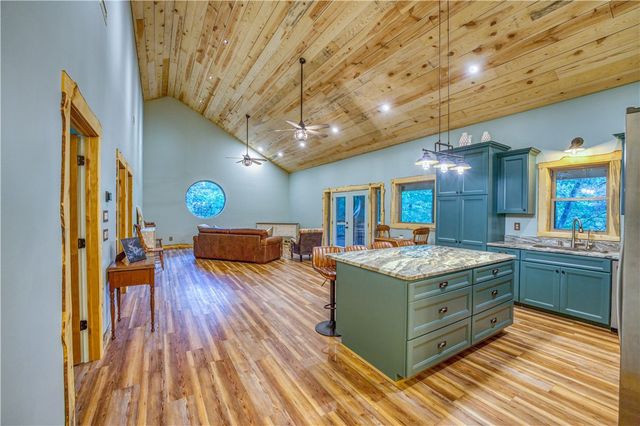 2133 NC 3400, Marble Falls, AR 72648