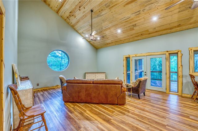 2133 NC 3400, Marble Falls, AR 72648