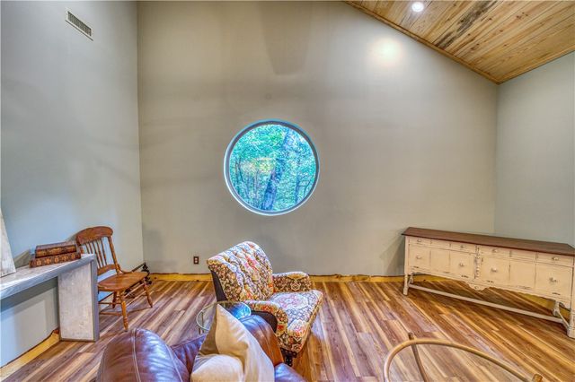 2133 NC 3400, Marble Falls, AR 72648