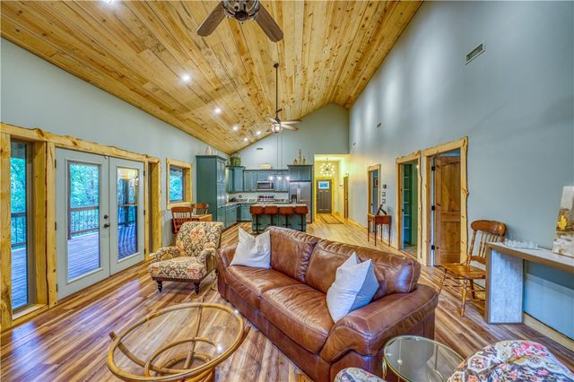 2133 NC 3400, Marble Falls, AR 72648