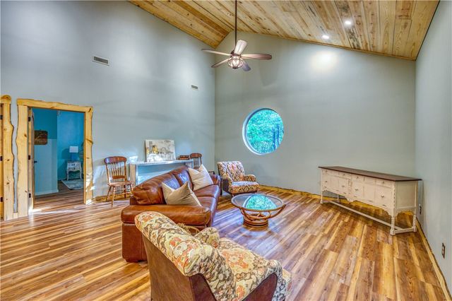 2133 NC 3400, Marble Falls, AR 72648