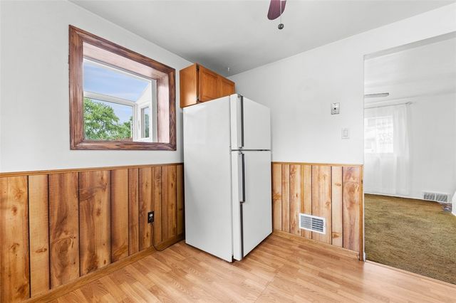 92 Stella Dr, Level Green, PA 15085