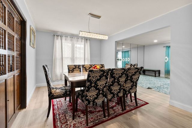 1767 Hemlock Drive, Glendale Heights, IL 60139