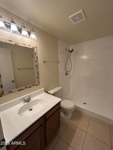 1762 W COLT Road, Chandler, AZ 85224