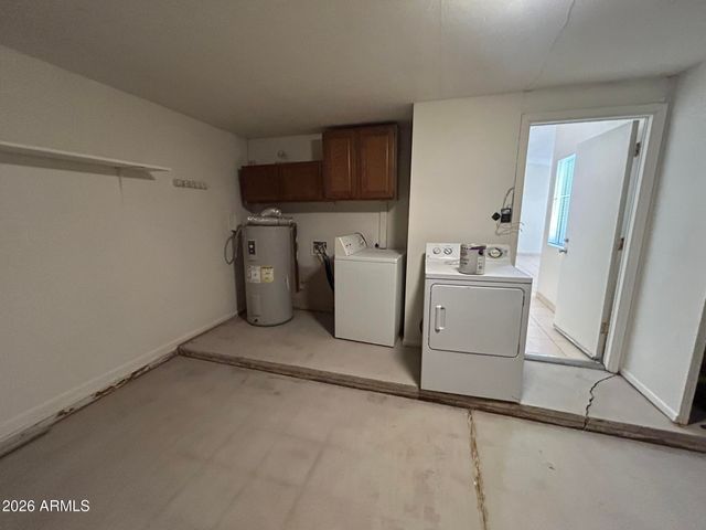 1762 W COLT Road, Chandler, AZ 85224