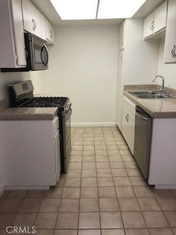 207 W Marquita 6, San Clemente, CA 92672