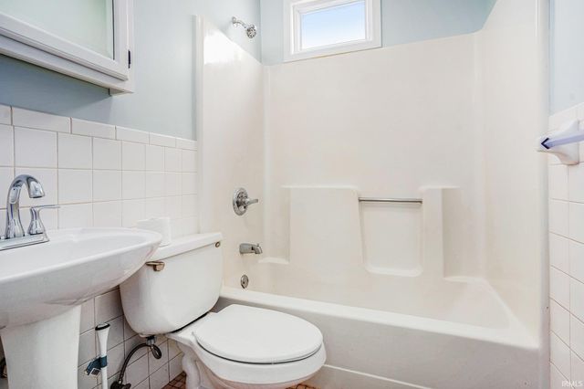 527 Imus Drive, Mishawaka, IN 46545