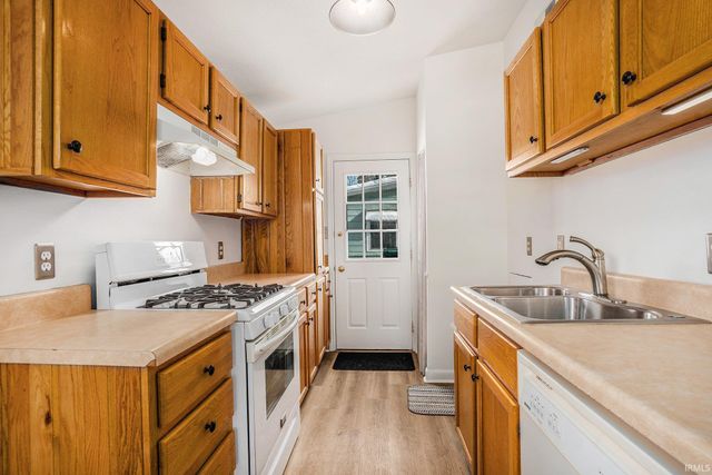 527 Imus Drive, Mishawaka, IN 46545