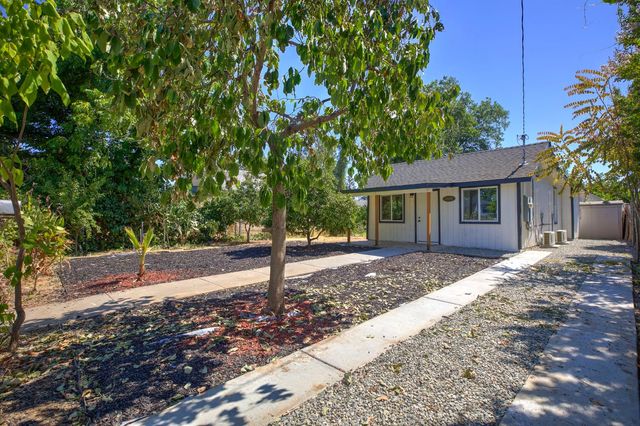 2328 Boxwood St, Sacramento, CA 95815