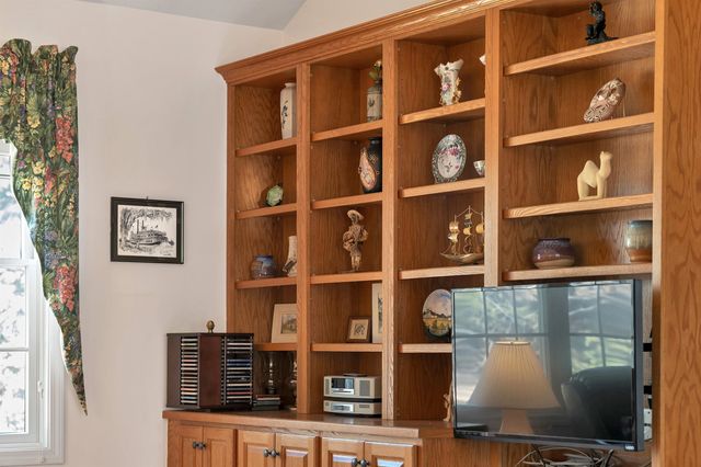 138 Samuel Hale Drive, Hales Location, NH 03860