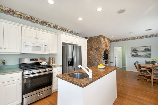 138 Samuel Hale Drive, Hales Location, NH 03860