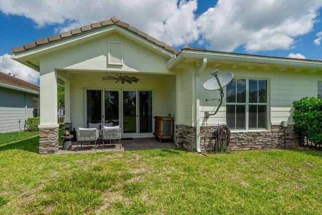 19546 Weathervane Way, Loxahatchee, FL 33470