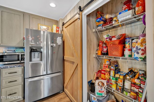 506 Patton Ferry Rd, Kingston, TN 37763