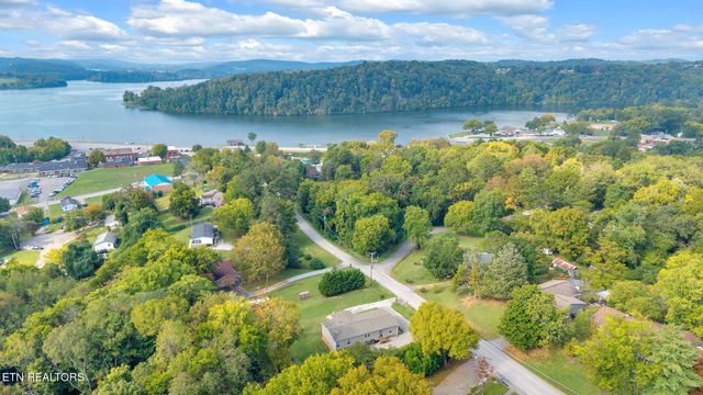 506 Patton Ferry Rd, Kingston, TN 37763