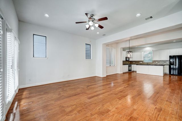 2364 Sperber Lane, Houston, TX 77003