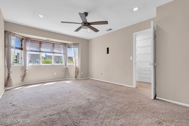 15 Rose Court 105, Toms River, NJ 08753