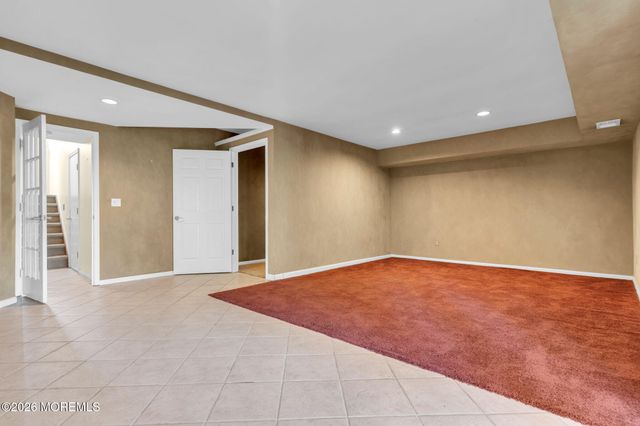 15 Rose Court 105, Toms River, NJ 08753