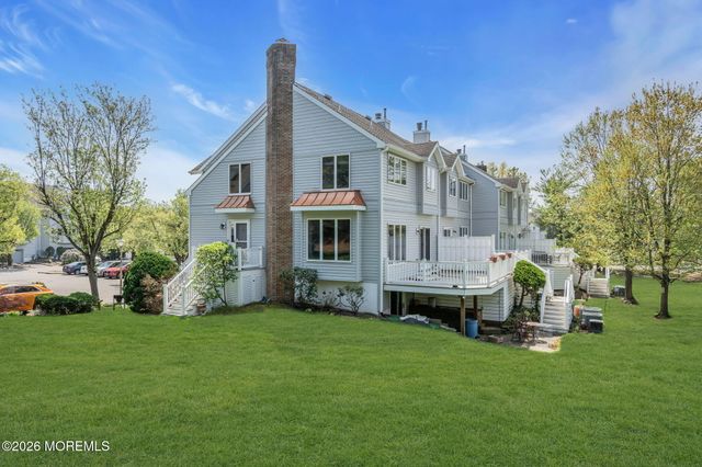 15 Rose Court 105, Toms River, NJ 08753
