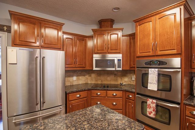 202 Winding Lake Drive, Hamilton, GA 31811